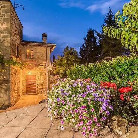 Vakantiehuis Stunning In With Wifi Monterchi