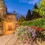 بيت للعطل Stunning In With Wifi Monterchi