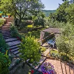 Stunning In With Wifi Monterchi